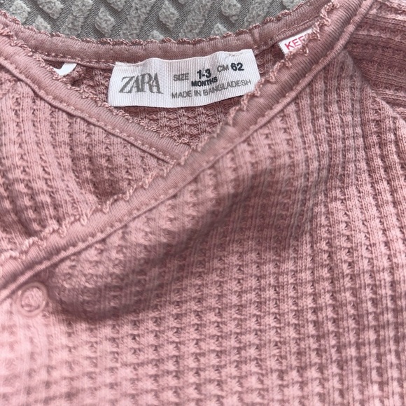 ZARA Waffle Knit Top & Footed Pants Matching Set- Pink Pastel/ Size 1-3M - Picture 5 of 6